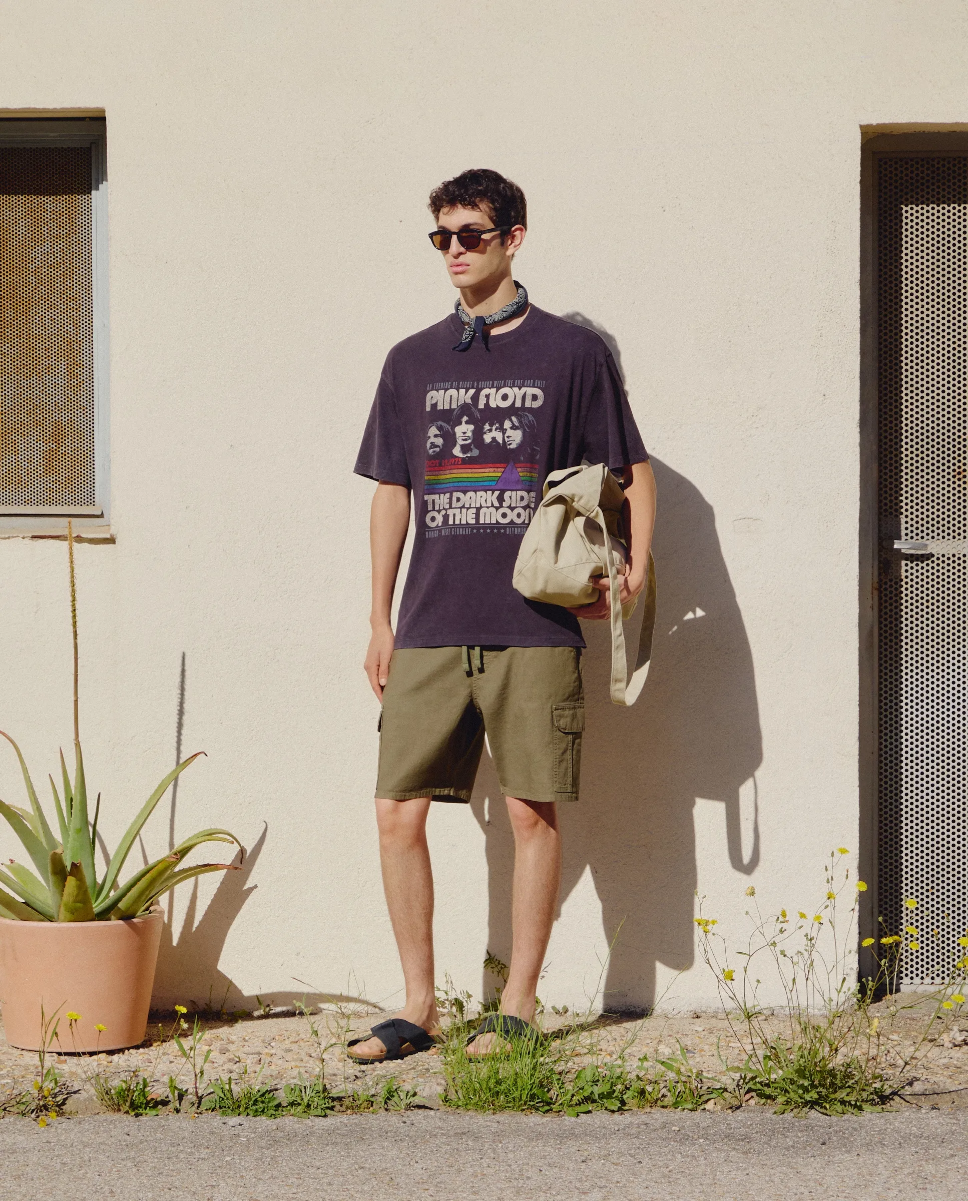 Футболка с коротким рукавом мужская лицензионная музыка Pink Floyd Green Coast, черный
Футболка с коротким рукавом мужская лицензионная музыка Pink Floyd Green Coast, черный