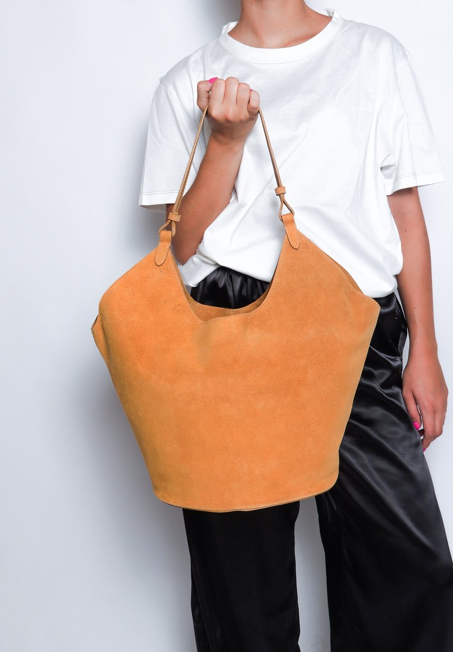 Сумка Chiara Ferretti SHOULDER, Senape/Mustard Yellow
Сумка Chiara Ferretti SHOULDER, Senape/Mustard Yellow