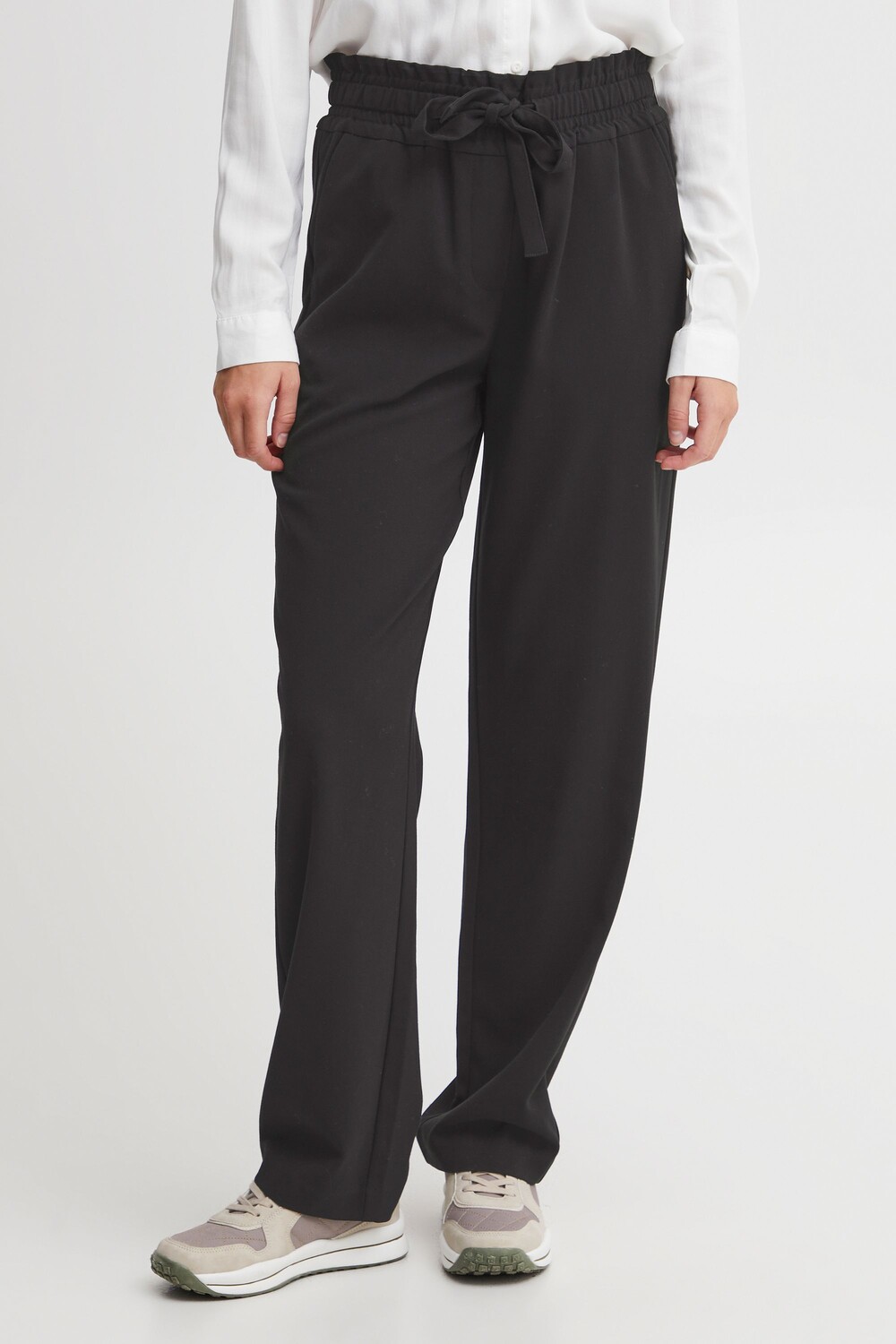 Брюки Oxmo Stoffhose OXDania PA 21800141 ME, черный
Брюки Oxmo Stoffhose OXDania PA 21800141 ME, черный