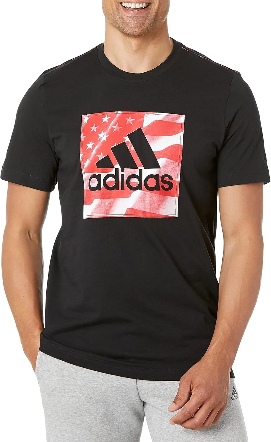 Футболка adidas Americana с принтом
Футболка adidas Americana с принтом