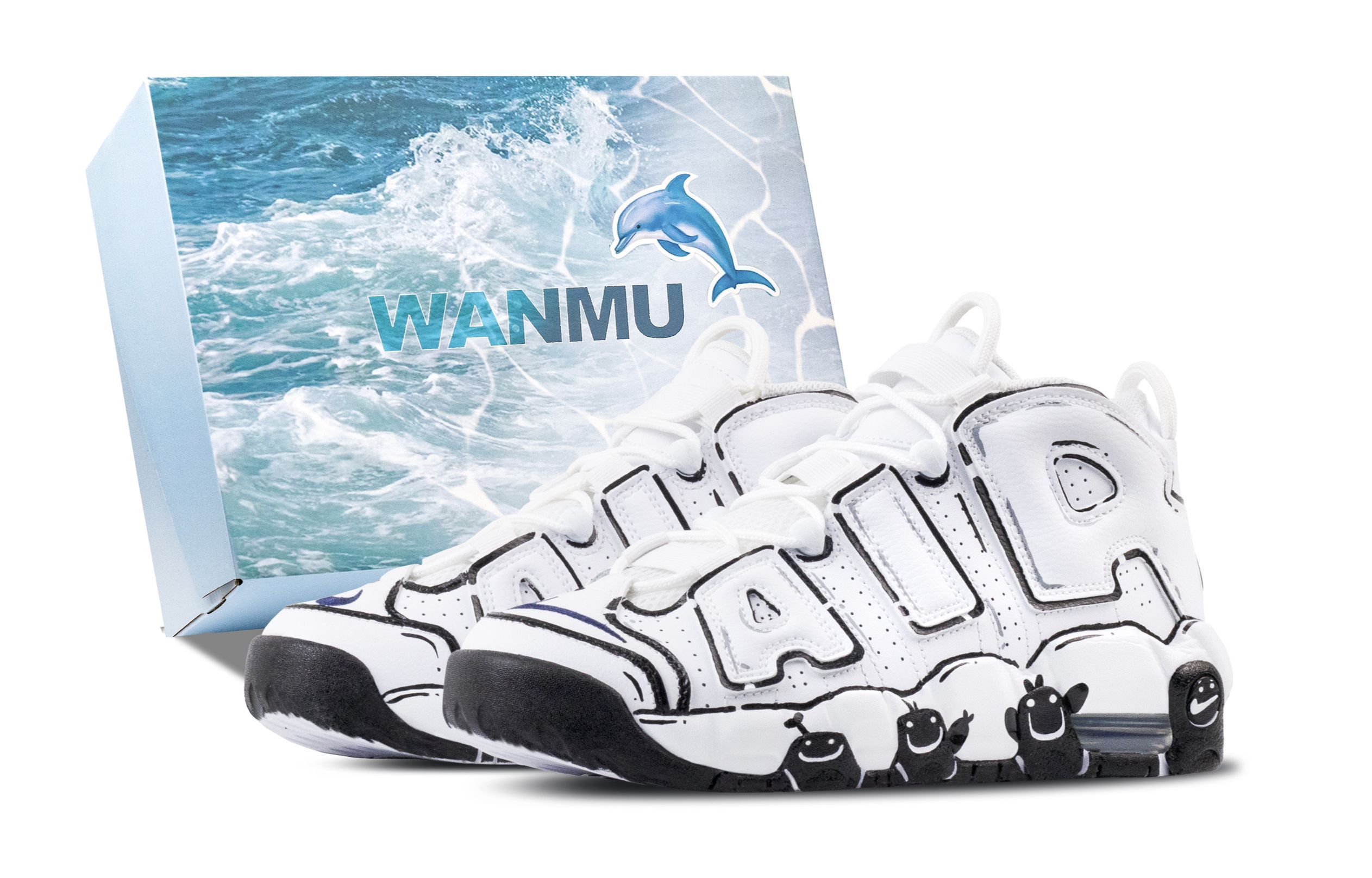 Nike Детские баскетбольные кроссовки Air More Uptempo Graffiti Planet с противоскользящей амортизацией и средней высотой верха, белые и черные
Nike Детские баскетбольные кроссовки Air More Uptempo Graffiti Planet с противоскользящей амортизацией и средней высотой верха, белые и черные