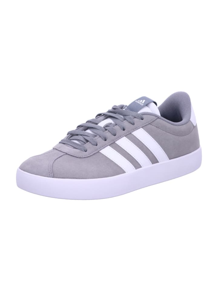 Низкие кеды серого цвета adidas
Низкие кеды серого цвета adidas