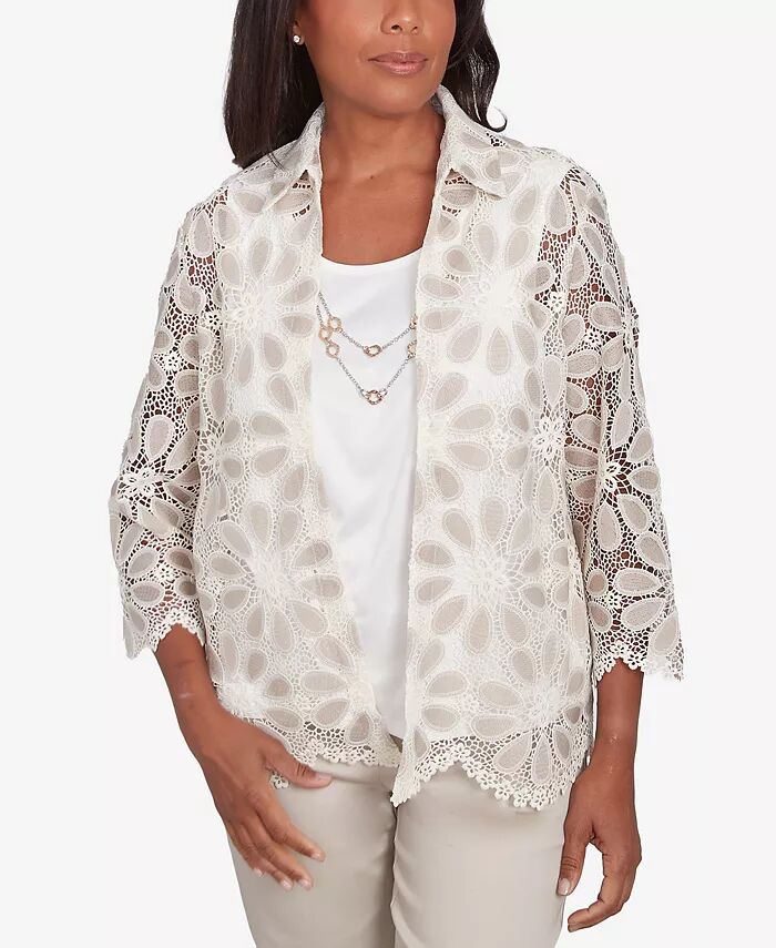 Женский топ-топ с медальоном и кружевом «два в одном» с ожерельем Alfred Dunner, коричневый/бежевый
Женский топ-топ с медальоном и кружевом «два в одном» с ожерельем Alfred Dunner, коричневый/бежевый