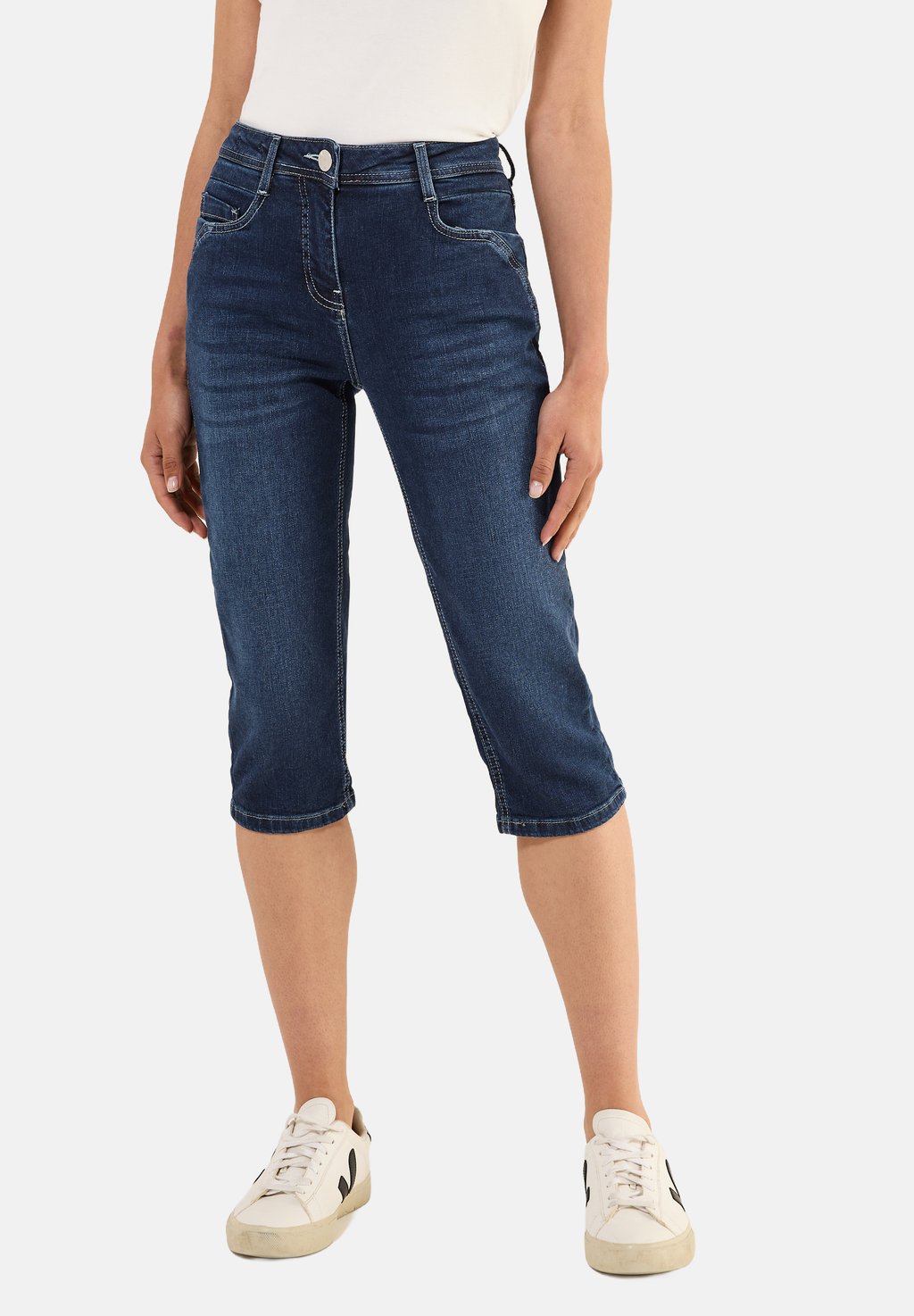 Джинсовые шорты Cecil, цвет Blau
Джинсовые шорты Cecil, цвет Blau