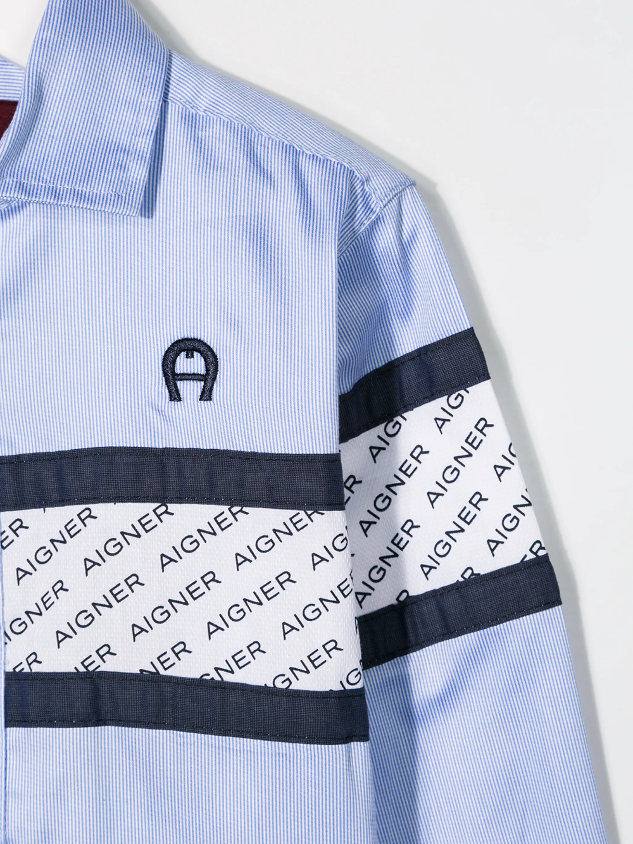Рубашка с вышитым логотипом Aigner Kids, синий
Рубашка с вышитым логотипом Aigner Kids, синий