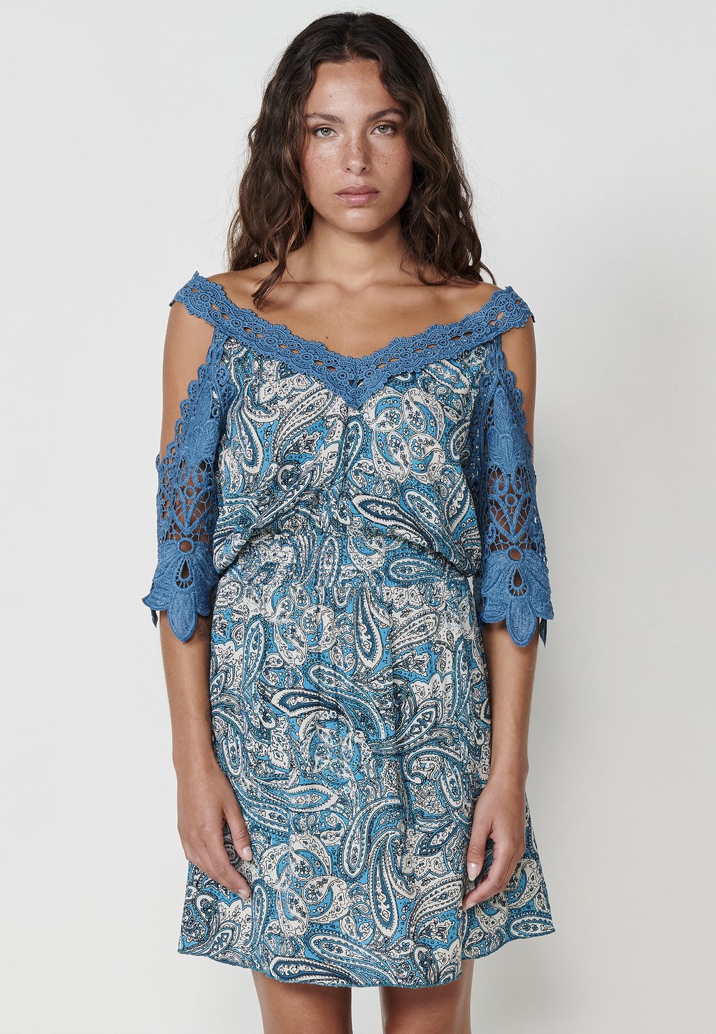 Повседневное платье KOROSHI, бирюзовый
Повседневное платье KOROSHI, бирюзовый