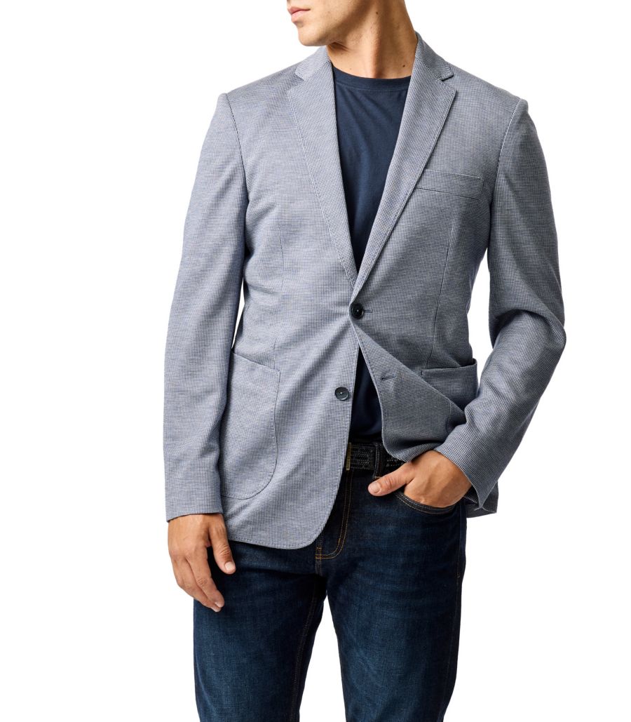 Мужская приталенная куртка Rodd Gunn Anchorage Rodd & Gunn, Houndstooth navy
Мужская приталенная куртка Rodd Gunn Anchorage Rodd & Gunn, Houndstooth navy