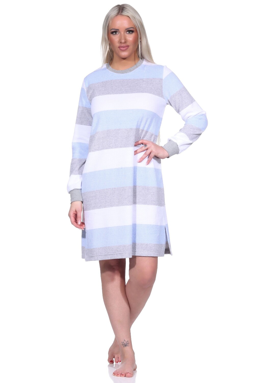 Ночная рубашка NORMANN Frottee, светло-синий
Ночная рубашка NORMANN Frottee, светло-синий