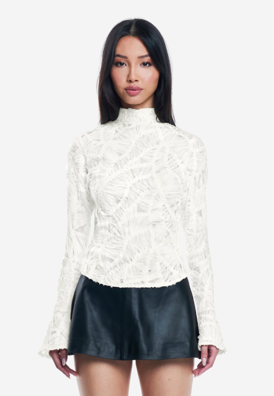 Блуза OW Collection CASSIE, White
Блуза OW Collection CASSIE, White