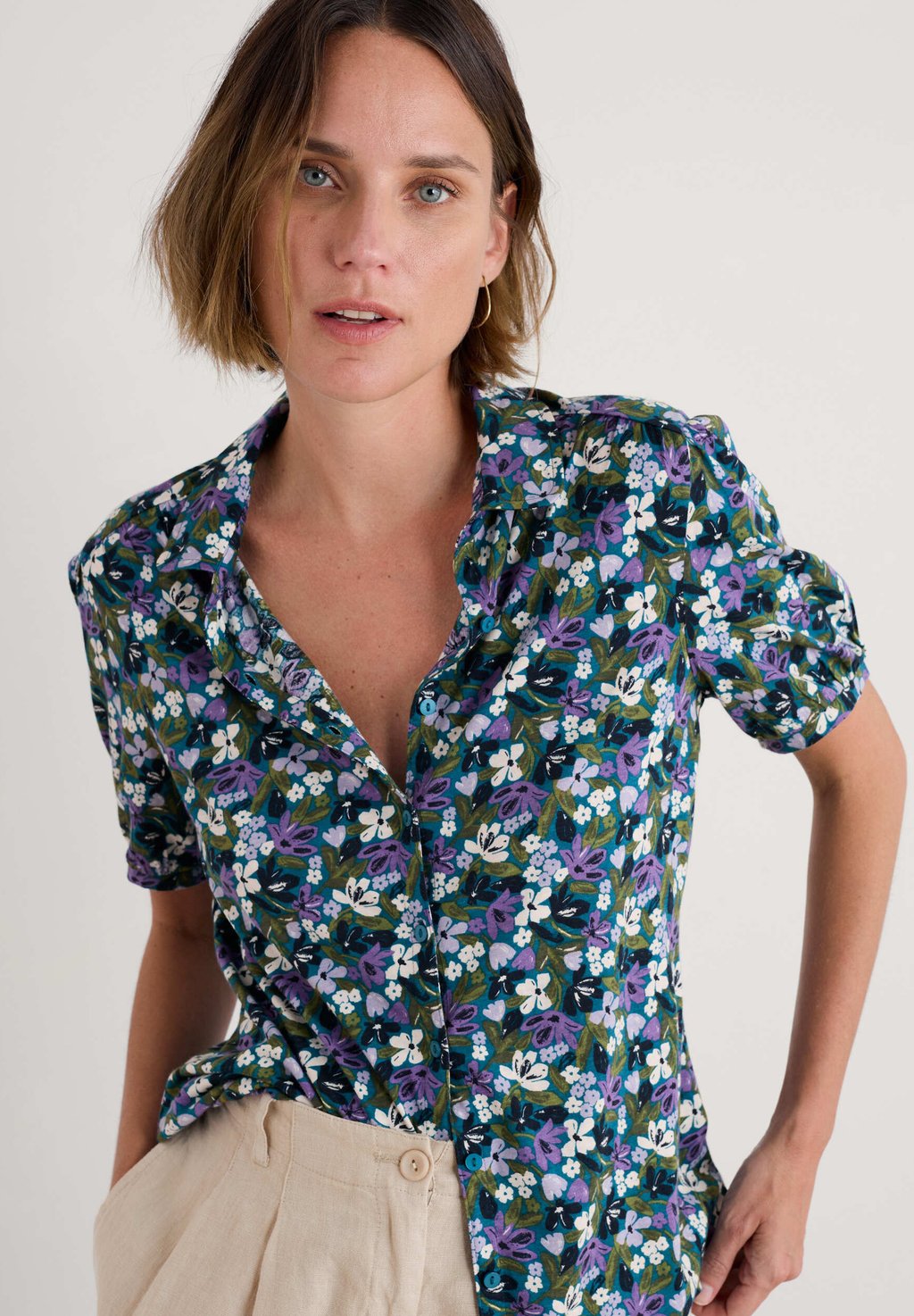 Блузка на пуговицах Seasalt Cornwall, цвет Teal Crayon Floral Dark Drift
Блузка на пуговицах Seasalt Cornwall, цвет Teal Crayon Floral Dark Drift