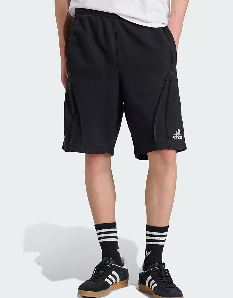 Черные флисовые шорты Adilenium Season 4 Teamgeist Adidas Originals
Черные флисовые шорты Adilenium Season 4 Teamgeist Adidas Originals