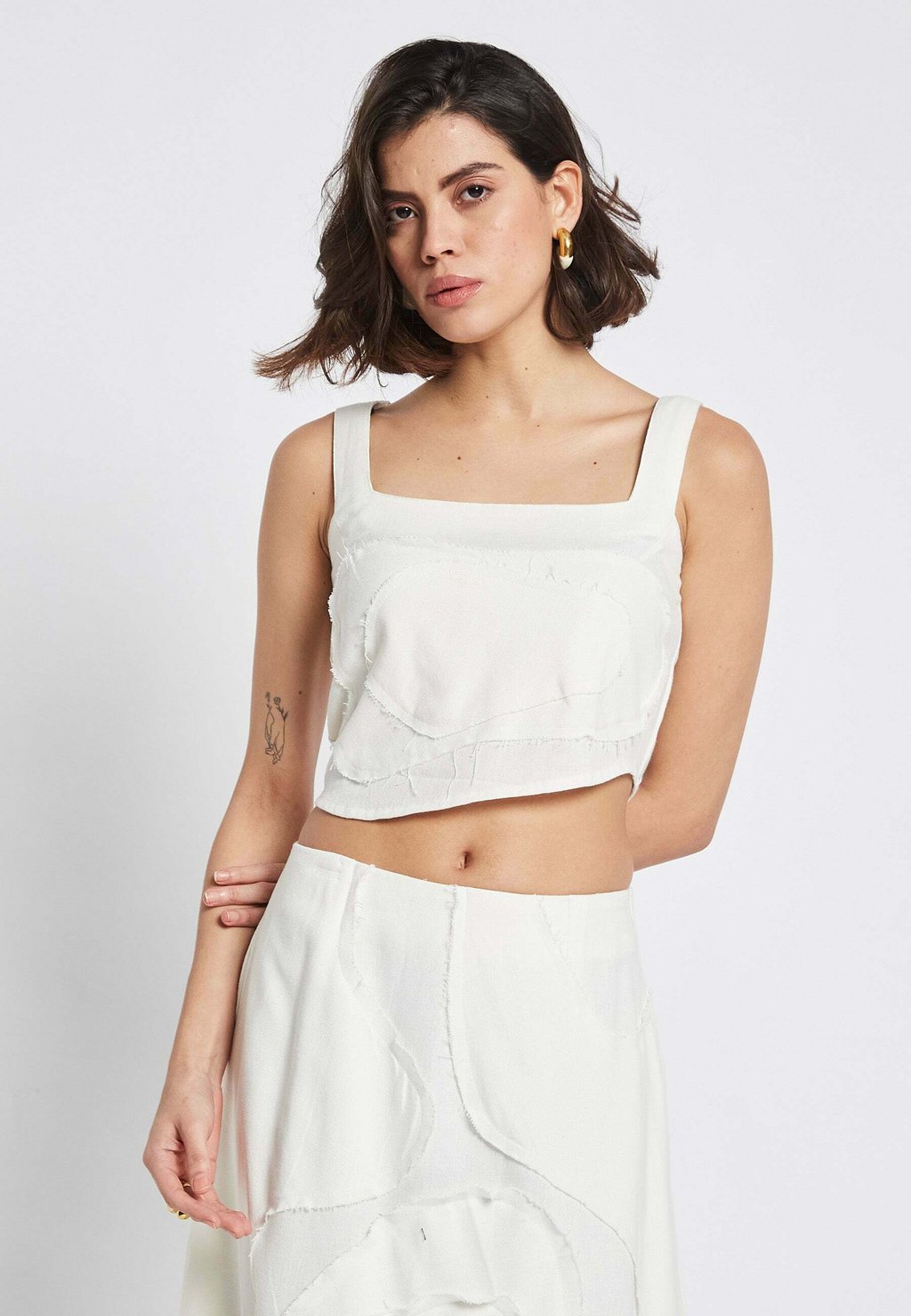 Топ Be Sunset, белый
Топ Be Sunset, белый