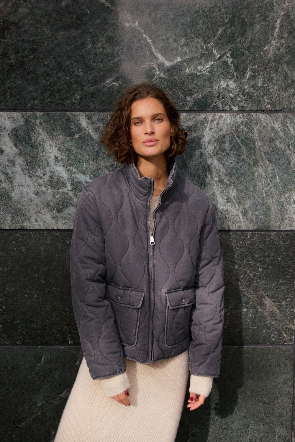 Стеганая короткая куртка Vero Moda, серый
Стеганая короткая куртка Vero Moda, серый