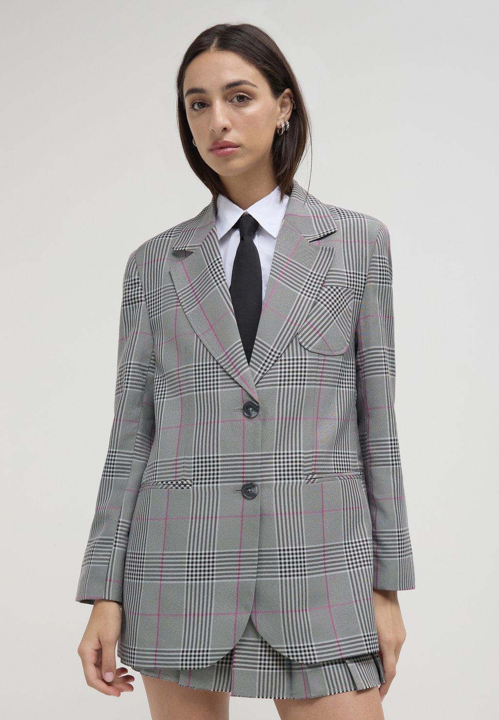 Короткое пальто MONOPETTO IN PRINCIPE DI GALLES Calliope, серый 
Короткое пальто MONOPETTO IN PRINCIPE DI GALLES Calliope, серый