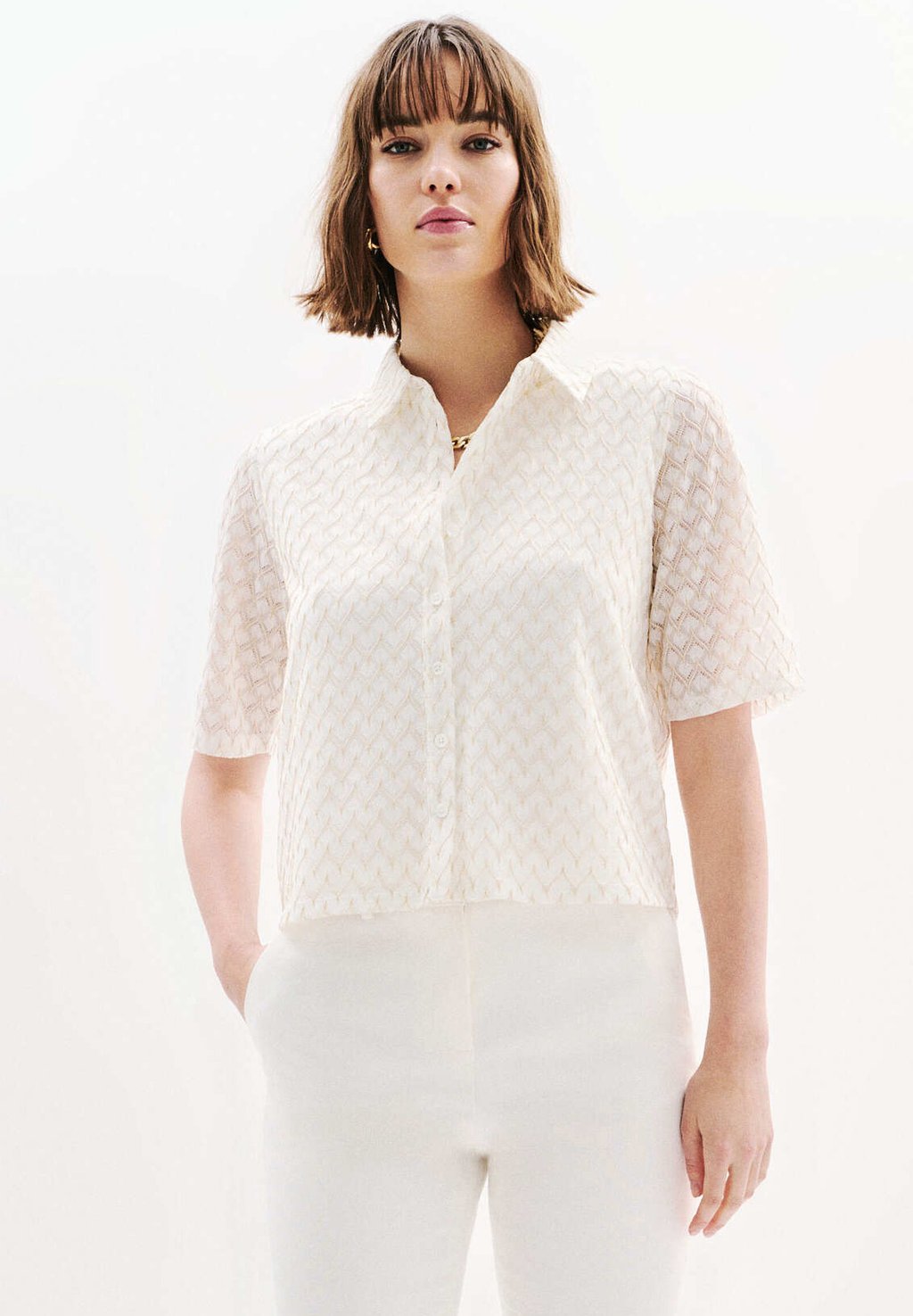 Блузка на пуговицах Caroll, белый 
Блузка на пуговицах Caroll, белый