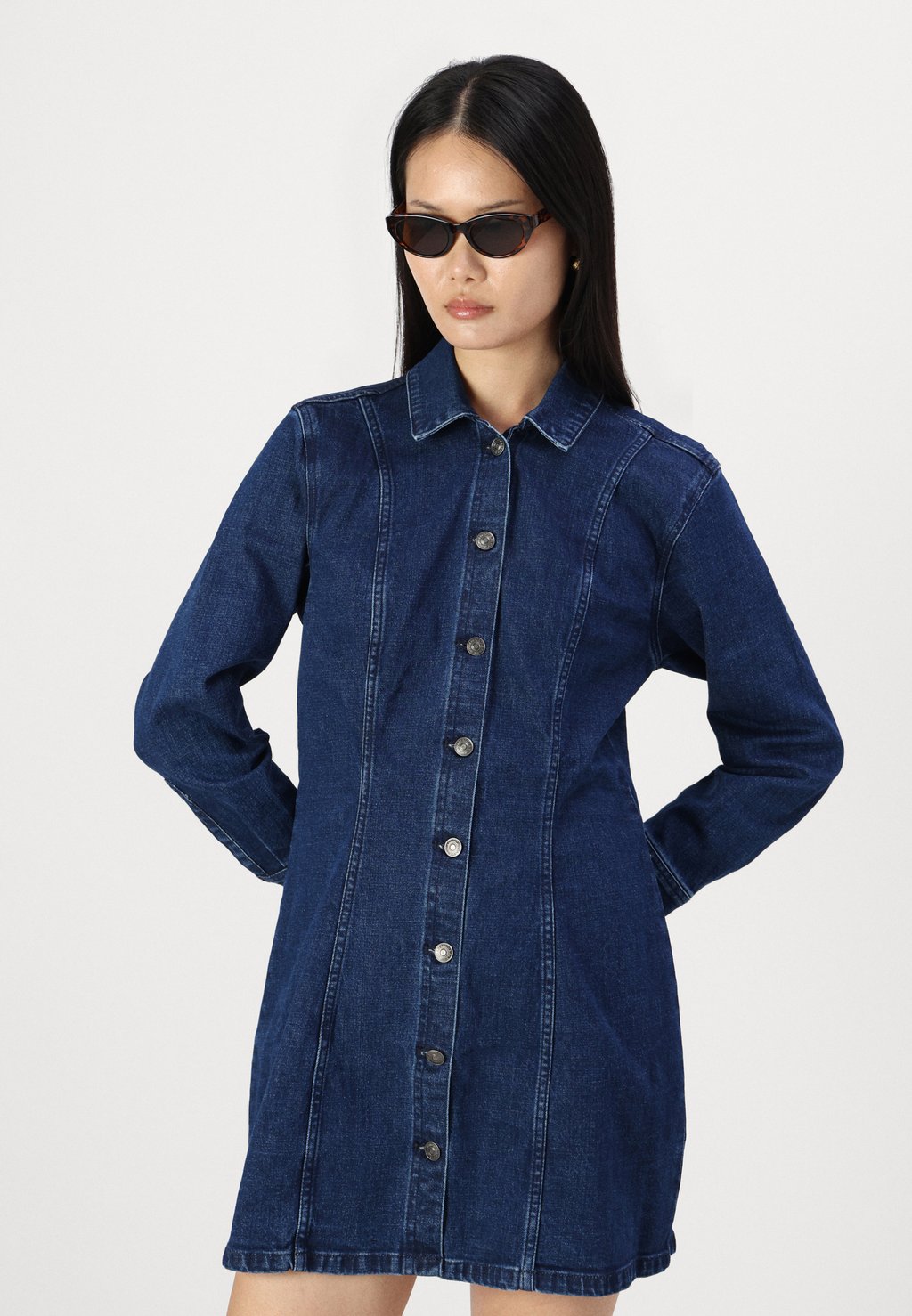 Платье из денима CHASE DRESS Abercrombie & Fitch, светло-голубой деним
Платье из денима CHASE DRESS Abercrombie & Fitch, светло-голубой деним