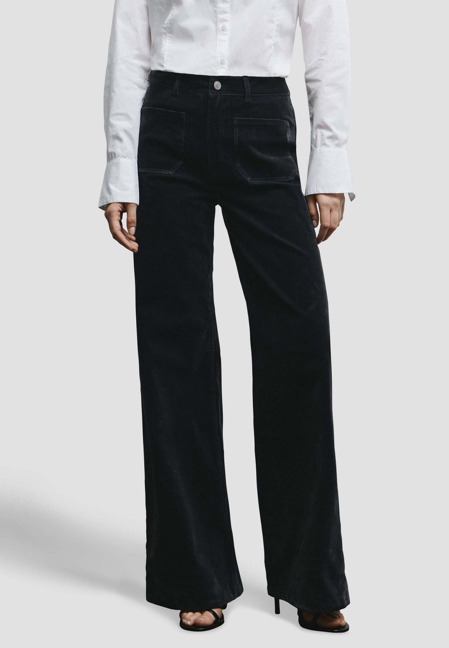 Брюки Pepe Jeans W11 RORY, Antracite Grey/Dark Grey
Брюки Pepe Jeans W11 RORY, Antracite Grey/Dark Grey