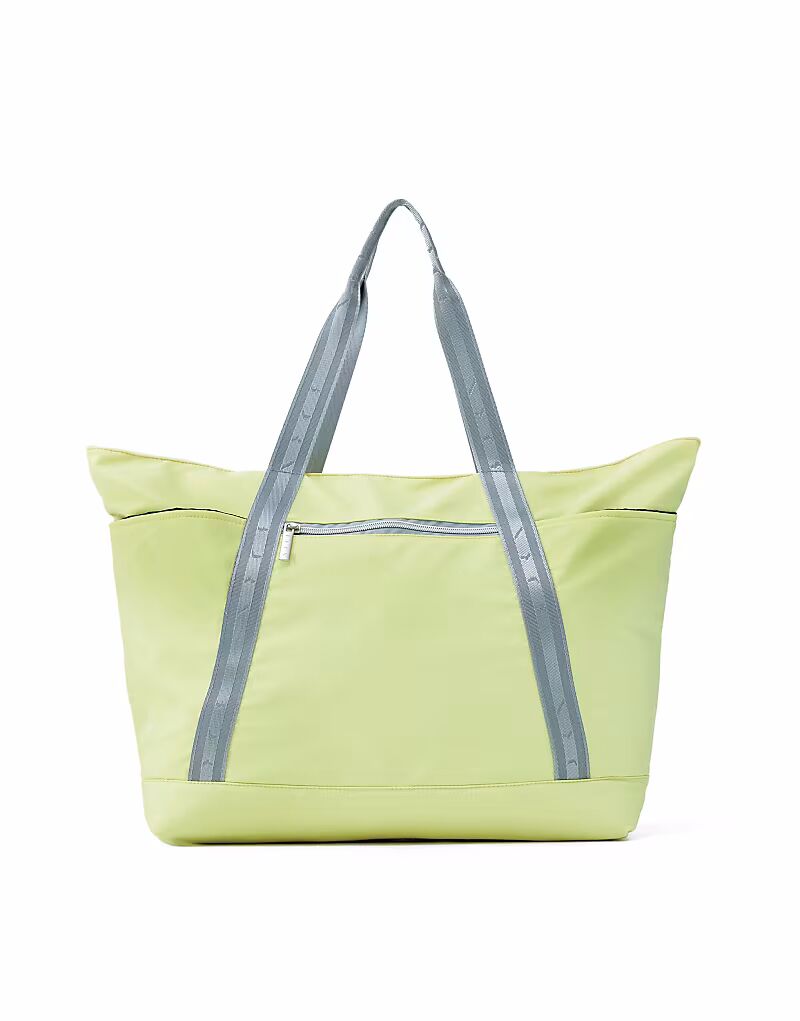 Born Living Yoga - Away - Большая спортивная сумка желто-зеленого цвета
Born Living Yoga - Away - Большая спортивная сумка желто-зеленого цвета