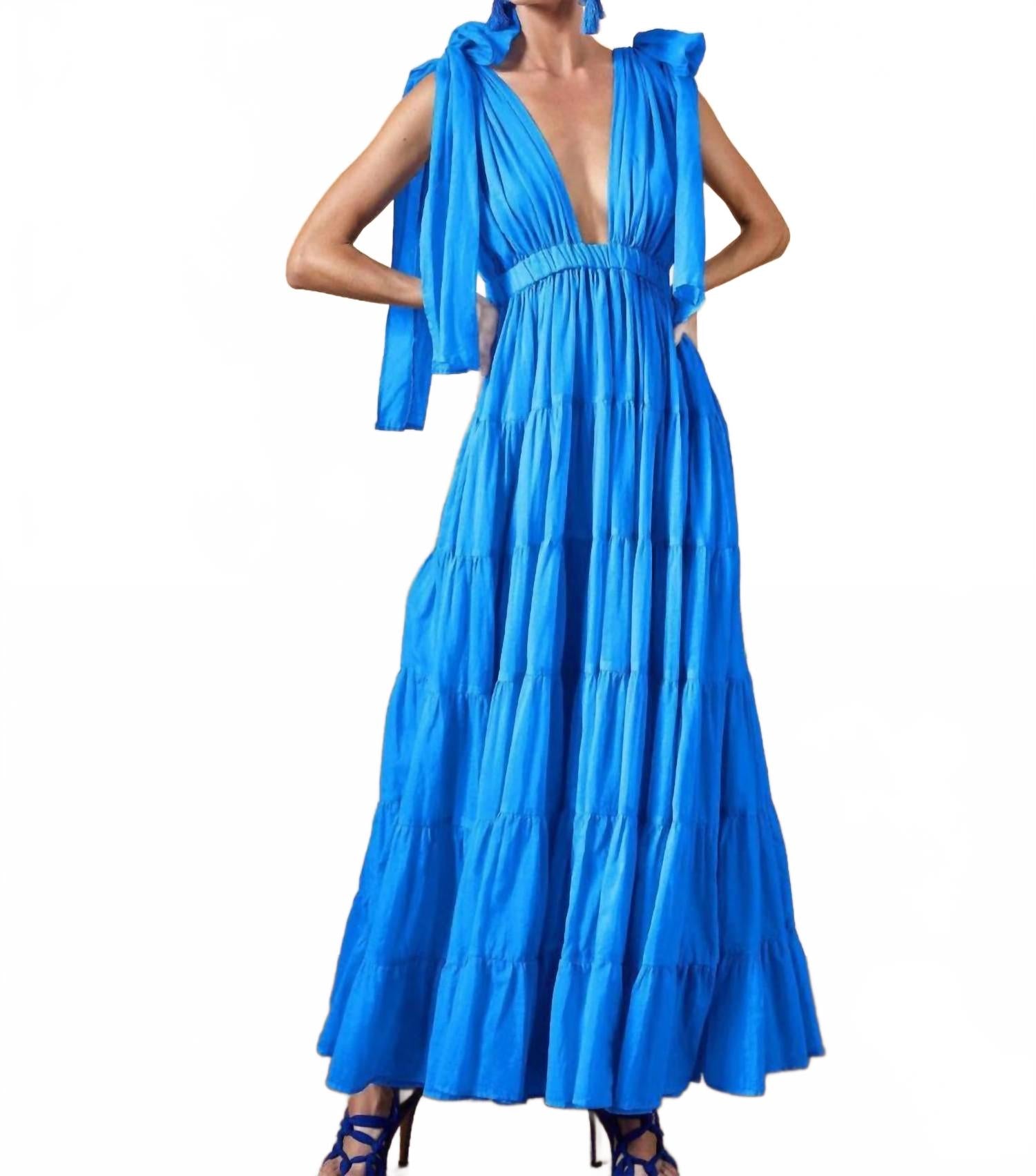 Вейа Макси платье в синем Erika Peña
Вейа Макси платье в синем Erika Peña