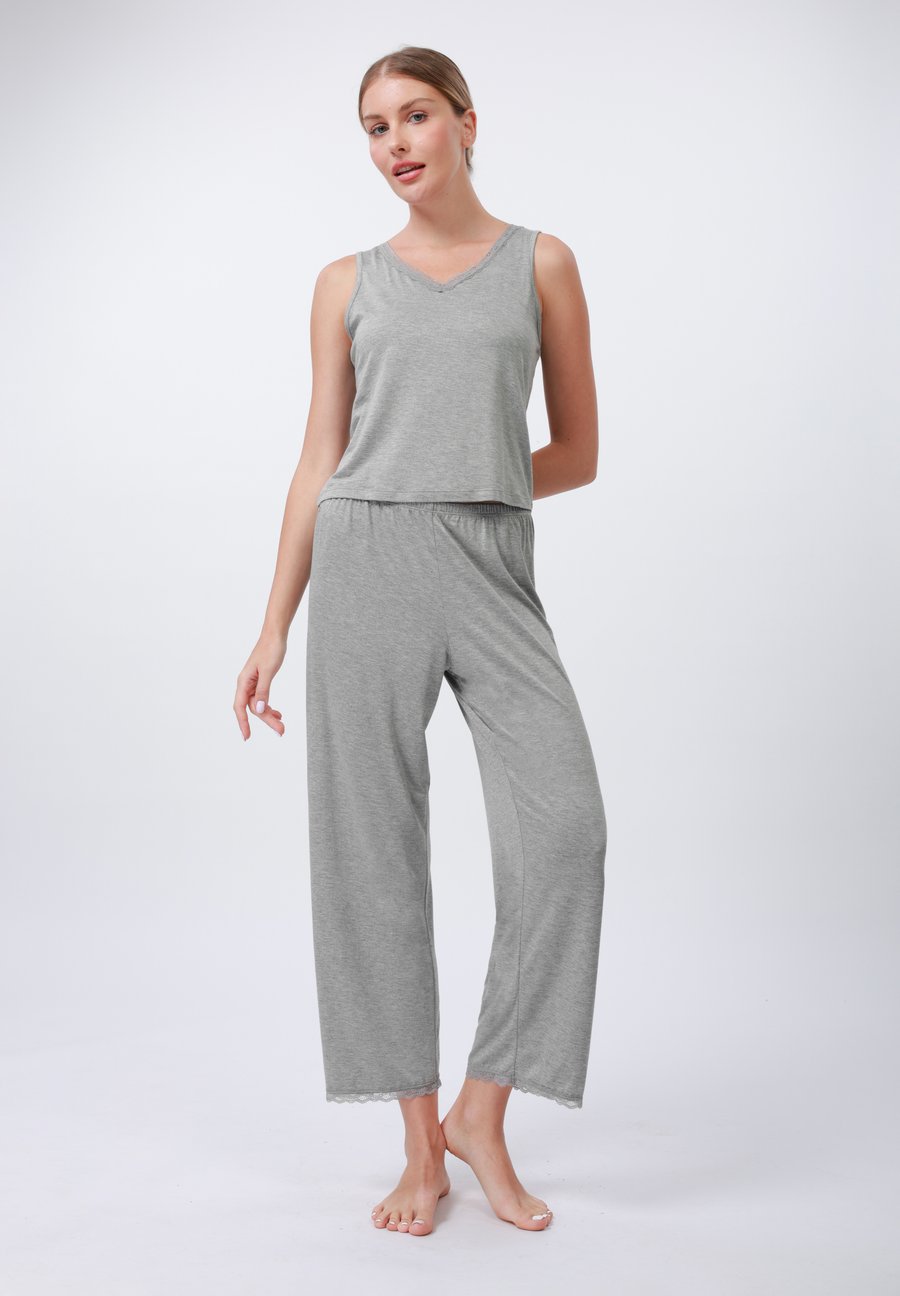 Пижамный комплект Anna Field SET, Light Grey Melange/Mottled Light Grey
Пижамный комплект Anna Field SET, Light Grey Melange/Mottled Light Grey