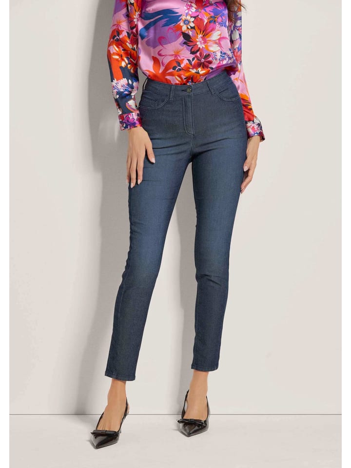 MADELEINE Узкие джинсы с пятью карманами синего цвета
MADELEINE Узкие джинсы с пятью карманами синего цвета