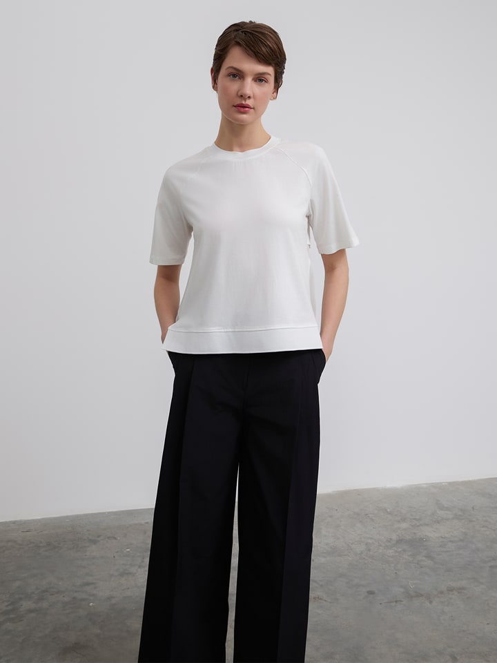 Футболка BGN, белый 
Футболка BGN, белый