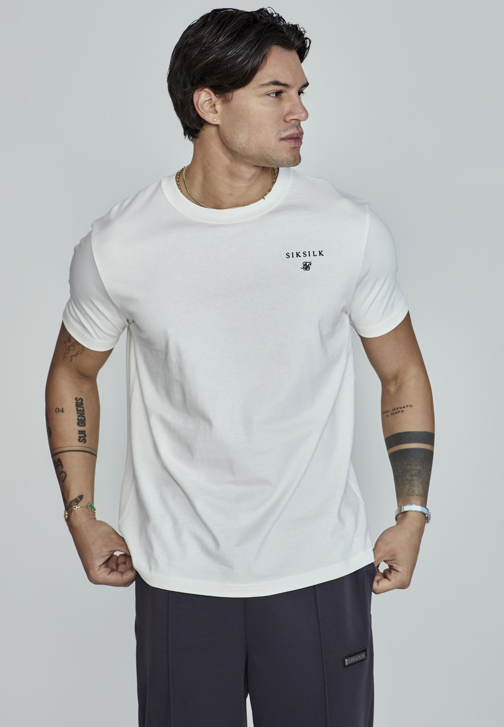 Базовая футболка SIKSILK, белый
Базовая футболка SIKSILK, белый