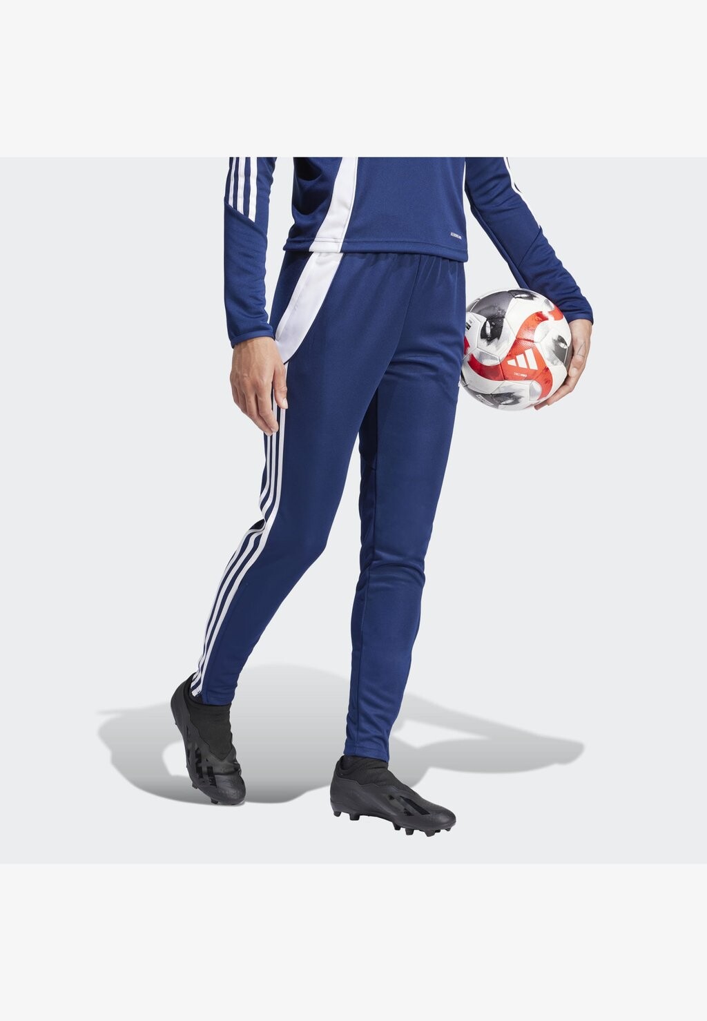 Брюки для бега TIRO24 adidas Performance, цвет team navy blue 2/white
Брюки для бега TIRO24 adidas Performance, цвет team navy blue 2/white