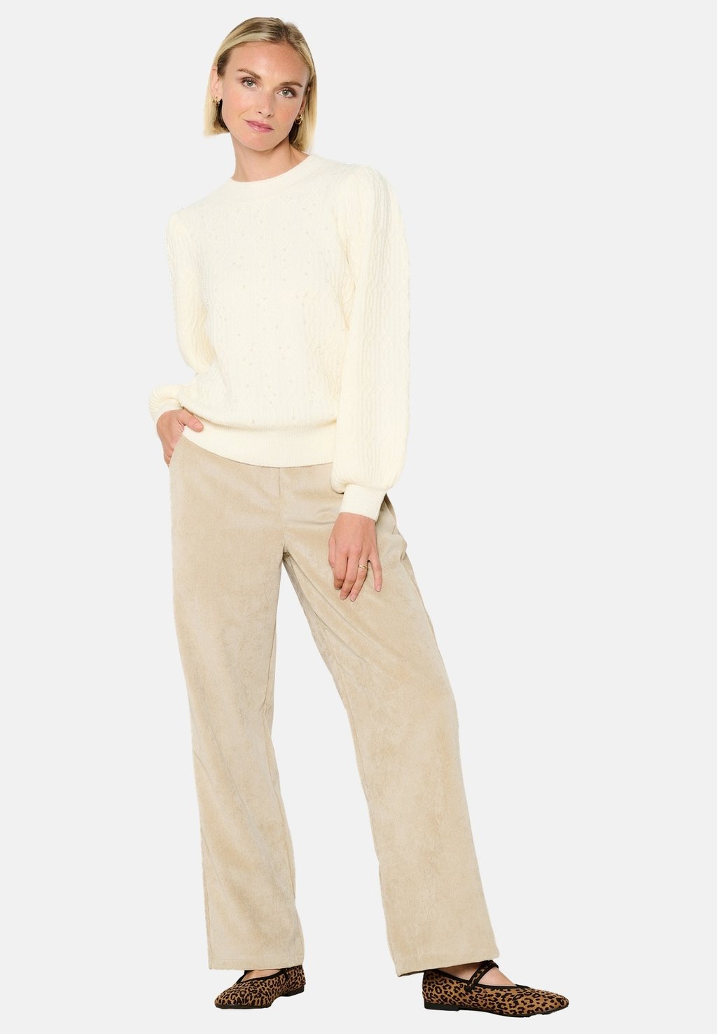 Джемпер LolaLiza, бежевый
Джемпер LolaLiza, бежевый