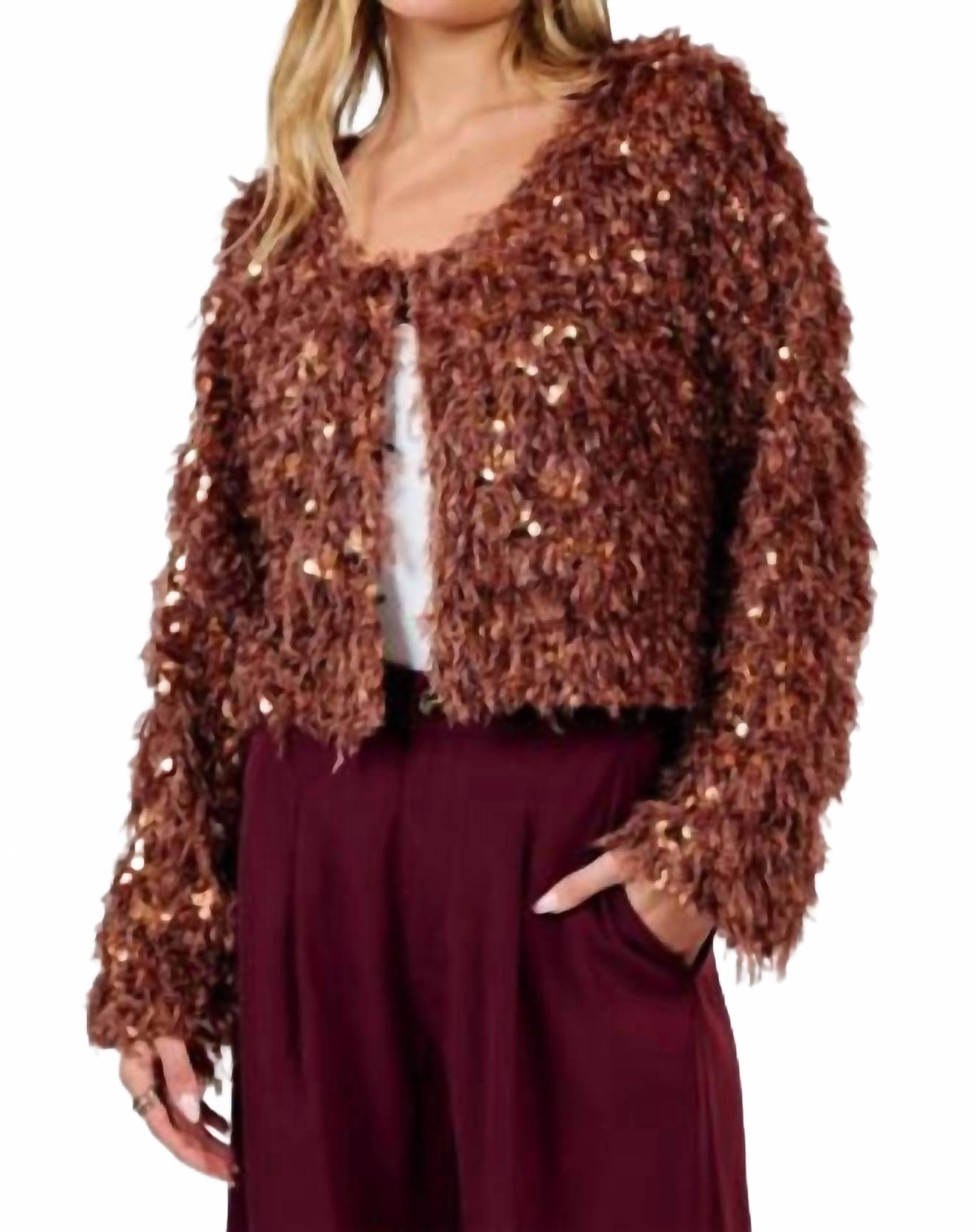 Sadie & Sage Куртка из искусственного меха и пайеток коричневого цвета
Sadie & Sage Куртка из искусственного меха и пайеток коричневого цвета