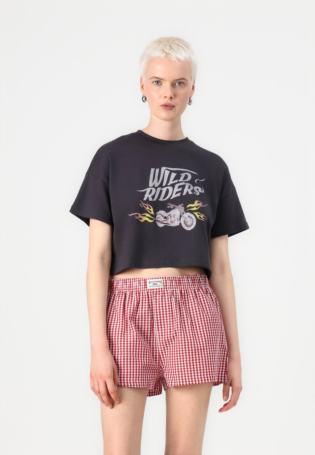 Футболка с принтом NMALENA O NECK SEMICROP Noisy May, серый
Футболка с принтом NMALENA O NECK SEMICROP Noisy May, серый