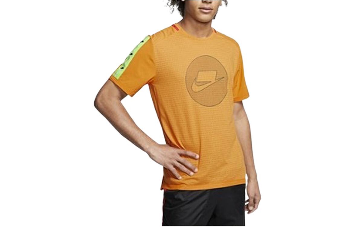 Футболка мужская оранжевая Nike, оранжевый 
Футболка мужская оранжевая Nike, оранжевый