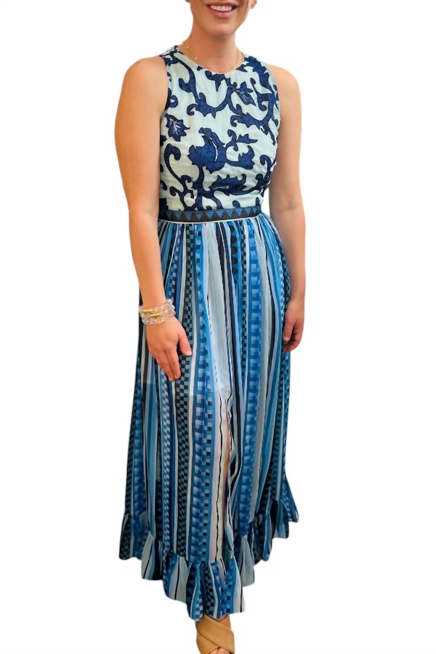 Голубое платье с разрезом Ocean Two Sal Rosa
Голубое платье с разрезом Ocean Two Sal Rosa