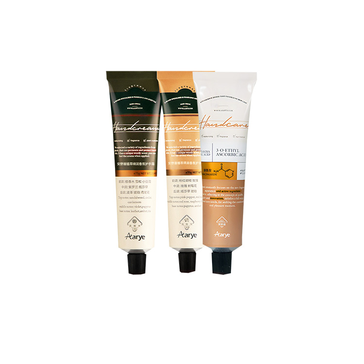 Крем для рук с альфа-гидроксикислотами, эфирными маслами и ароматическими смесями, 75 г*3 AARYE
Крем для рук с альфа-гидроксикислотами, эфирными маслами и ароматическими смесями, 75 г*3 AARYE