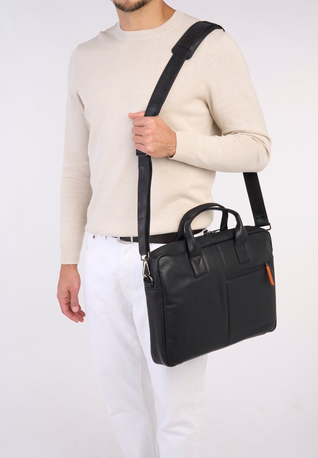 Сумка для ноутбука ESSENTIALS DAVIDOFF, цвет black, Черный, Сумка для ноутбука ESSENTIALS DAVIDOFF, цвет black
Сумка для ноутбука ESSENTIALS DAVIDOFF, цвет black, Черный, Сумка для ноутбука ESSENTIALS DAVIDOFF, цвет black