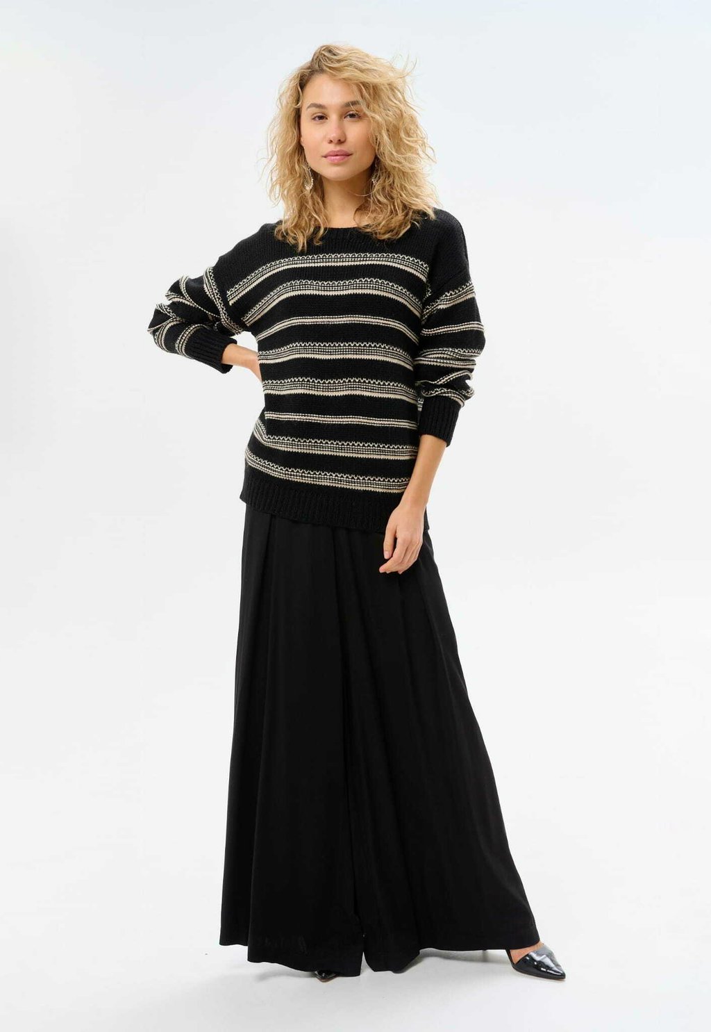 Джемпер MARIETTA blue shadow, черный
Джемпер MARIETTA blue shadow, черный