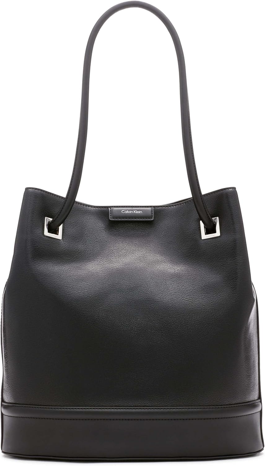 Женская сумка-тоут Calvin Klein Ash - North/South, веганская кожа, 2 кармана, Black/Silver, Черный, Женская сумка-тоут Calvin Klein Ash - North/South, веганская кожа, 2 кармана, Black/Silver
Женская сумка-тоут Calvin Klein Ash - North/South, веганская кожа, 2 кармана, Black/Silver, Черный, Женская сумка-тоут Calvin Klein Ash - North/South, веганская кожа, 2 кармана, Black/Silver