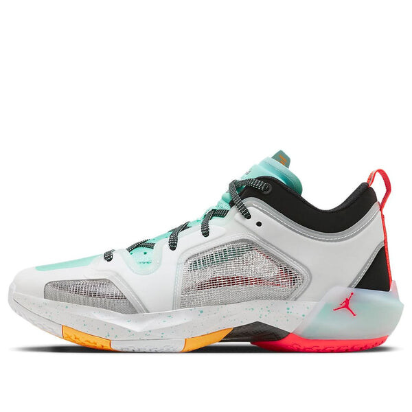 Кроссовки xxxvii low guo pf 37 Air Jordan, белый
Кроссовки xxxvii low guo pf 37 Air Jordan, белый