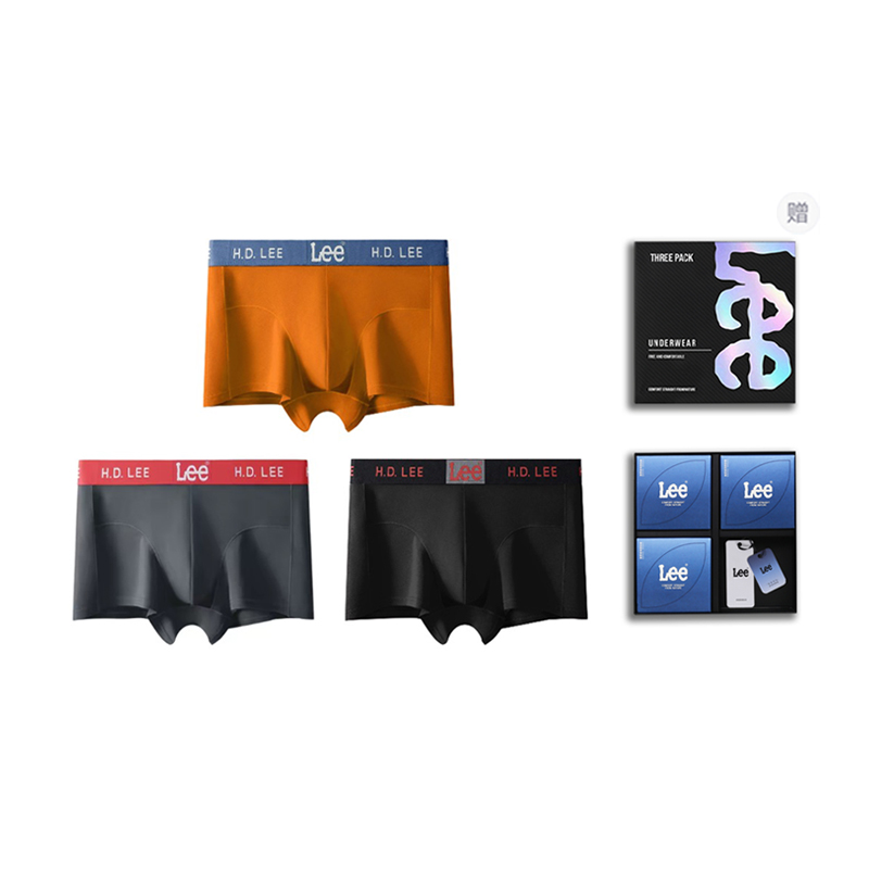 Подарочный набор мужских трусов боксеров 3 шт Lee, черный
Подарочный набор мужских трусов боксеров 3 шт Lee, черный