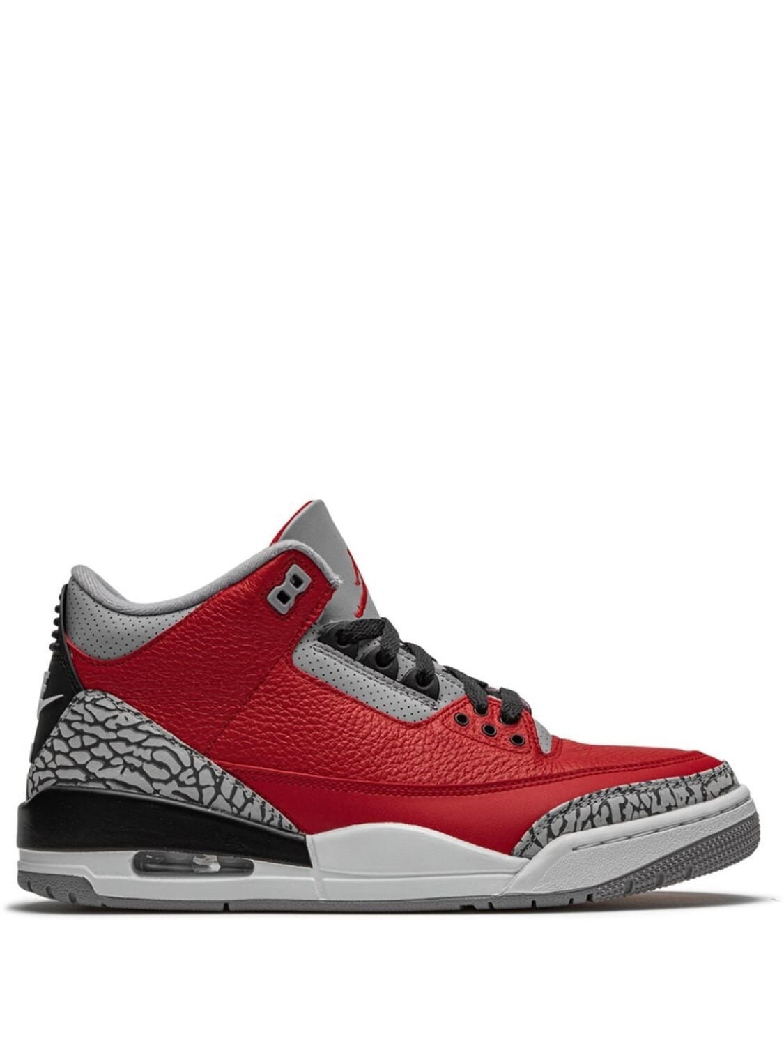 Кроссовки Jordan Air Jordan 3 Retro SE Unite - CHI Exclusive, красный/серый 
Кроссовки Jordan Air Jordan 3 Retro SE Unite - CHI Exclusive, красный/серый