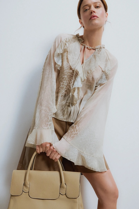 Блузка Answear.Lab, бежевый
Блузка Answear.Lab, бежевый