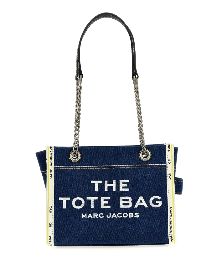 Маленькая сумка-тоут с джинсовой цепочкой Marc Jacobs, синий
Маленькая сумка-тоут с джинсовой цепочкой Marc Jacobs, синий