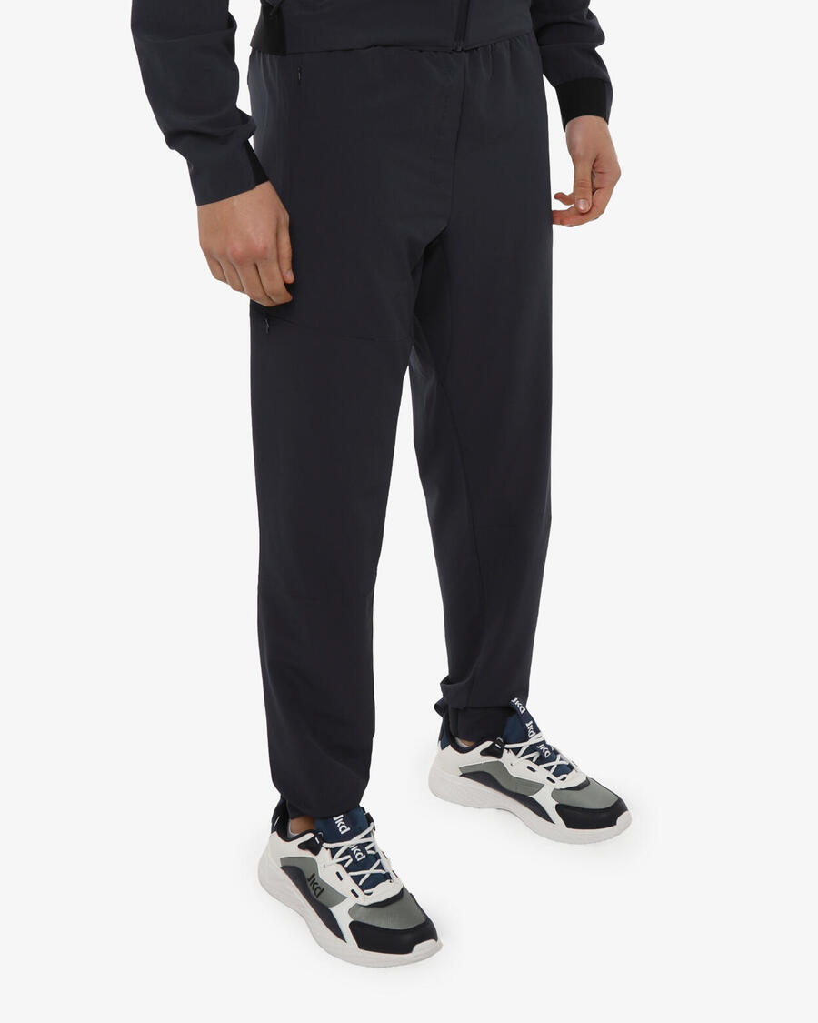 JAKED Синтетические спортивные брюки темно-синего цвета для мужчин
JAKED Синтетические спортивные брюки темно-синего цвета для мужчин