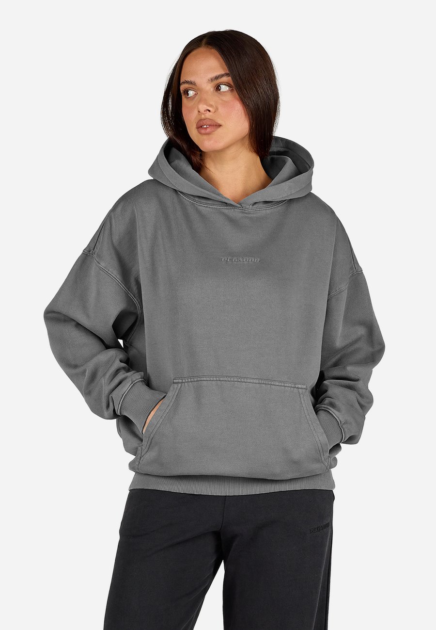 Толстовка Pegador CLARITA, Vintage Grey Grey Gum/Dark Grey
Толстовка Pegador CLARITA, Vintage Grey Grey Gum/Dark Grey