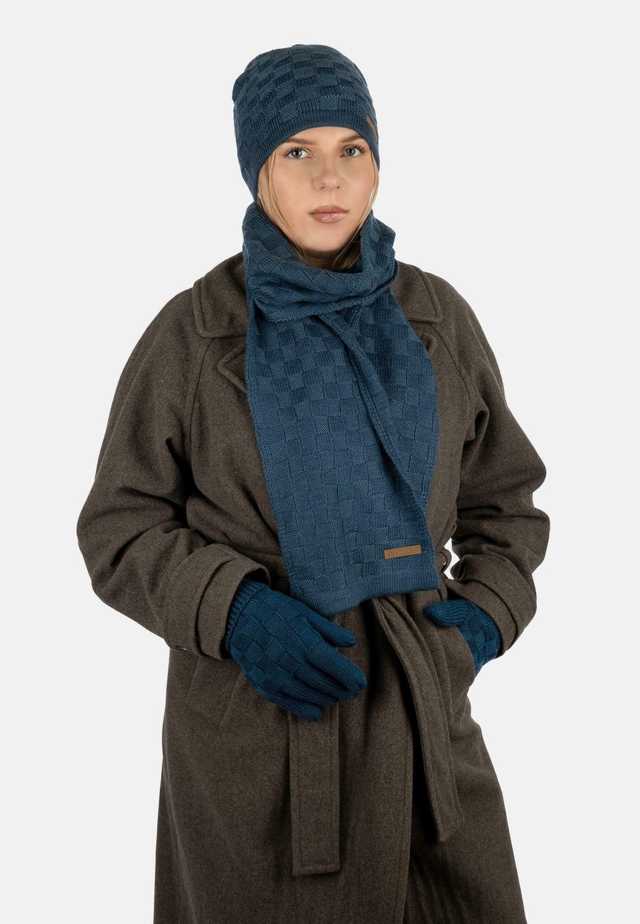Шапка Normani WINTERSET, Marine/Dark Blue
Шапка Normani WINTERSET, Marine/Dark Blue