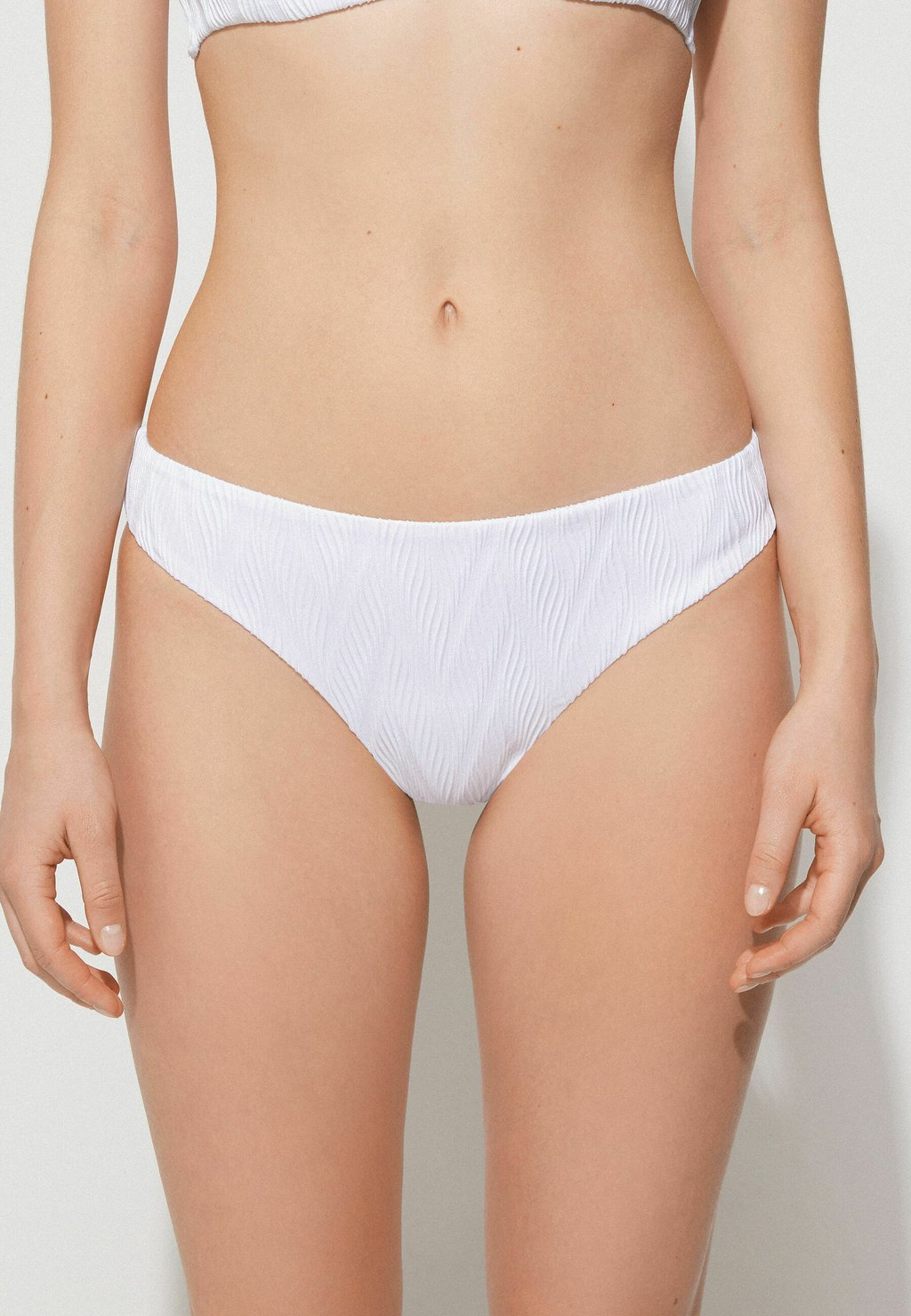 Плавки бикини TEZENIS, белый
Плавки бикини TEZENIS, белый