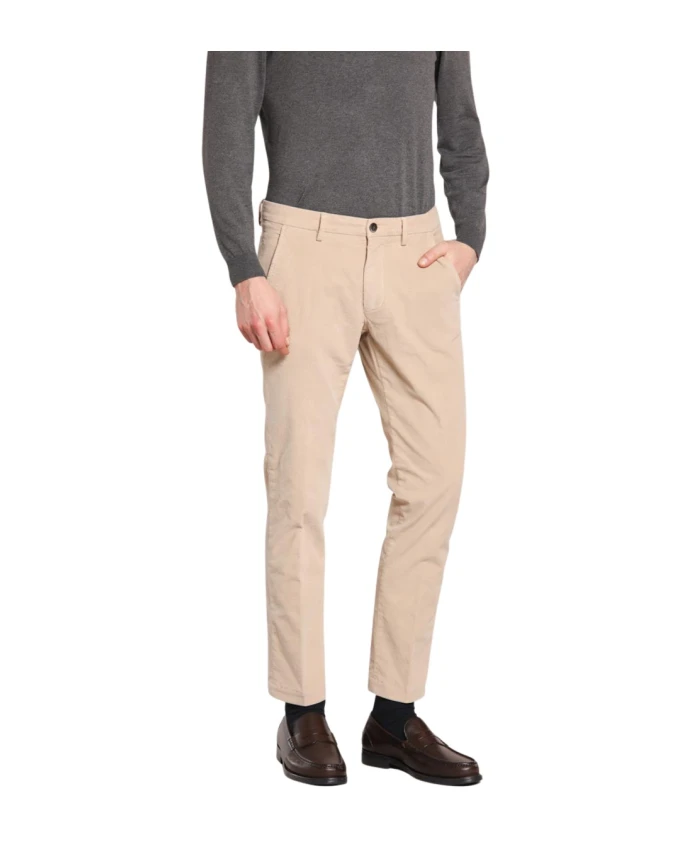 Бежевые вельветовые брюки, зауженного кроя. Mason'S, бежевый
Бежевые вельветовые брюки, зауженного кроя. Mason'S, бежевый