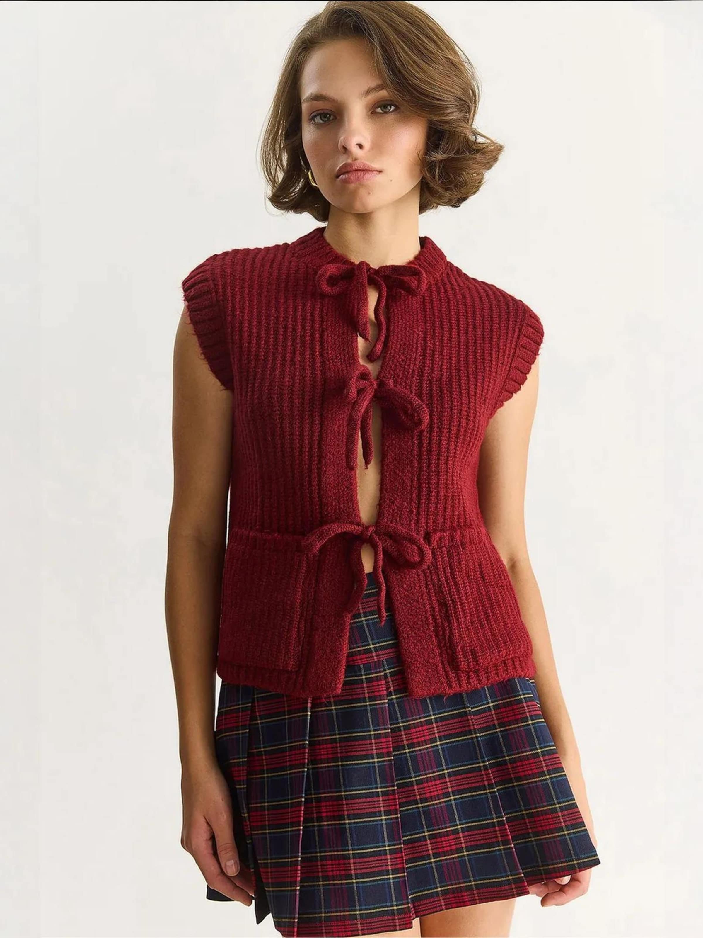 Bianco Lucci Вязаный жилет в темно-красном цвете
Bianco Lucci Вязаный жилет в темно-красном цвете