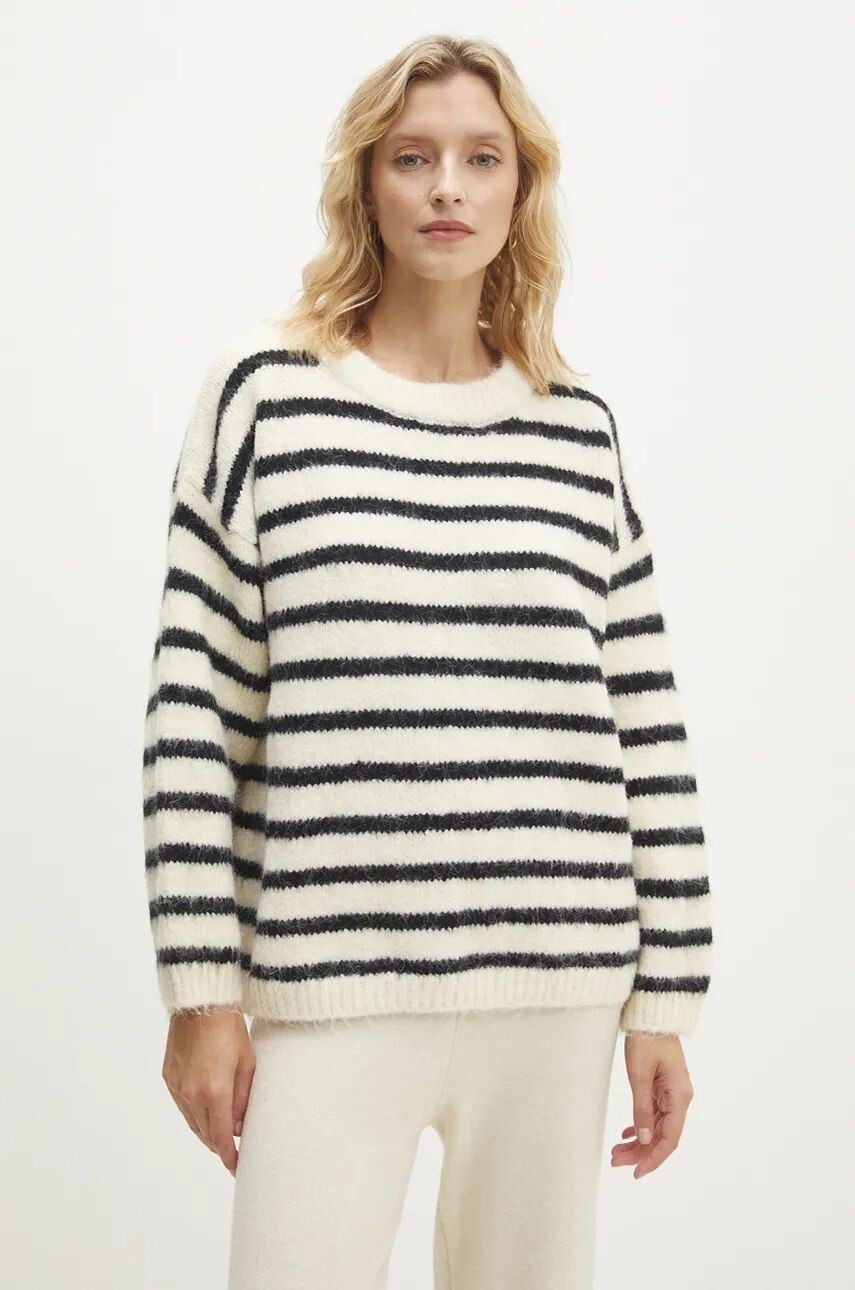 Шерстяной свитер Answear Lab, бежевый
Шерстяной свитер Answear Lab, бежевый