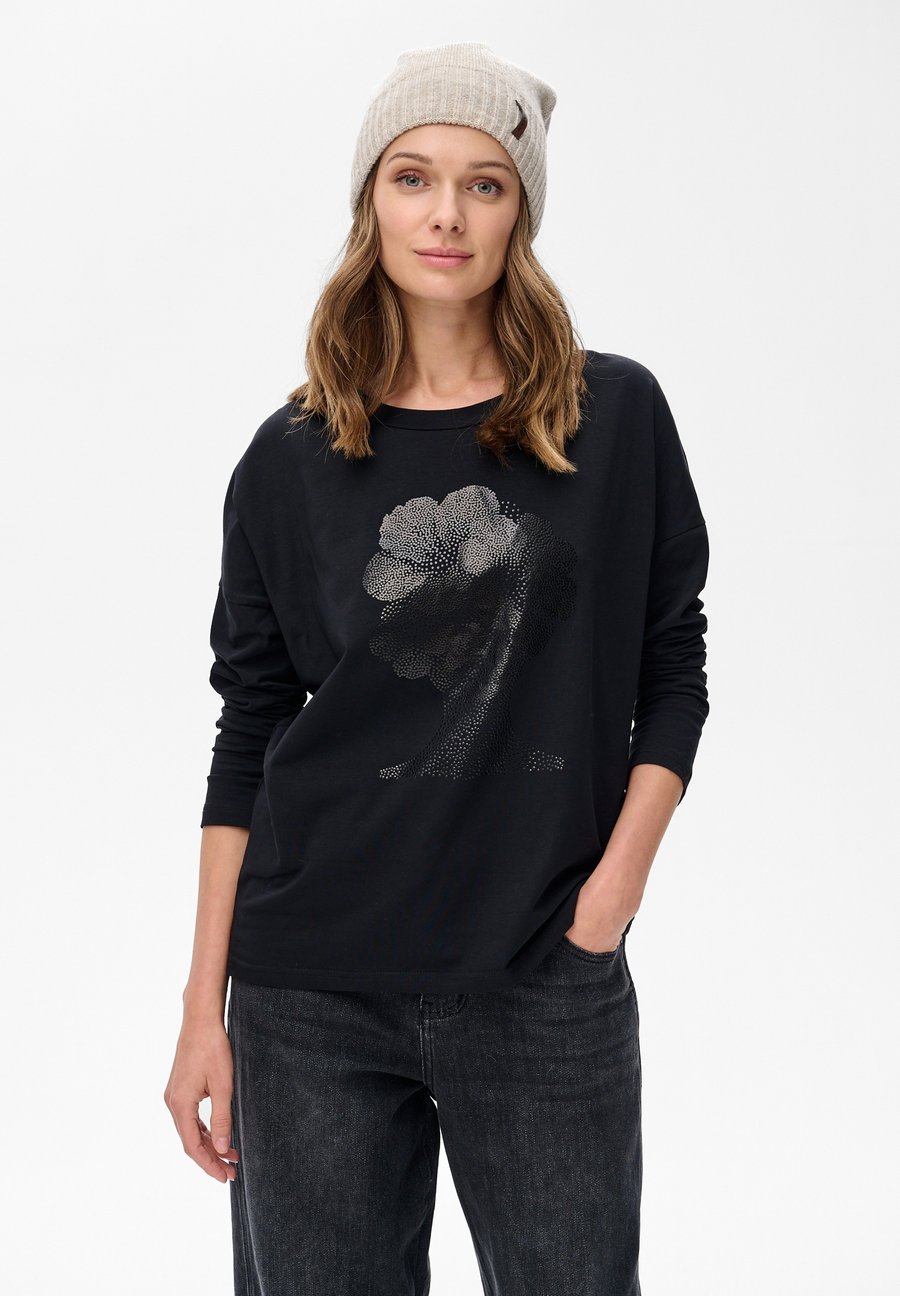 Топ blue shadow Long sleeved top, Black
Топ blue shadow Long sleeved top, Black